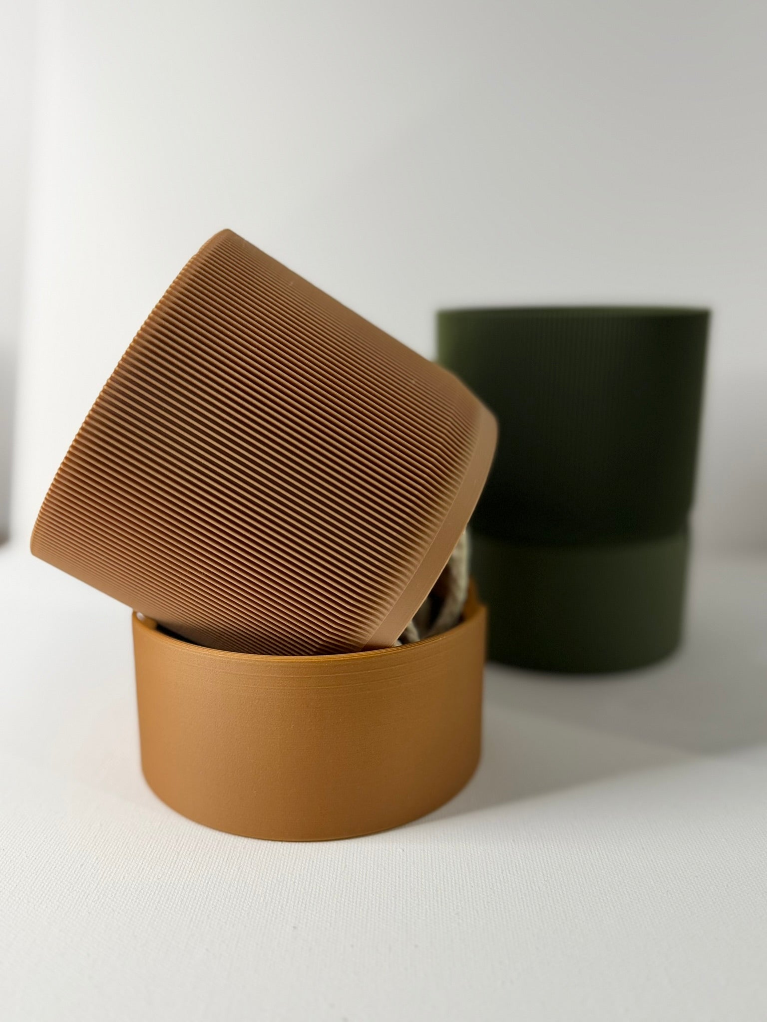 RILLIA - Self Planter