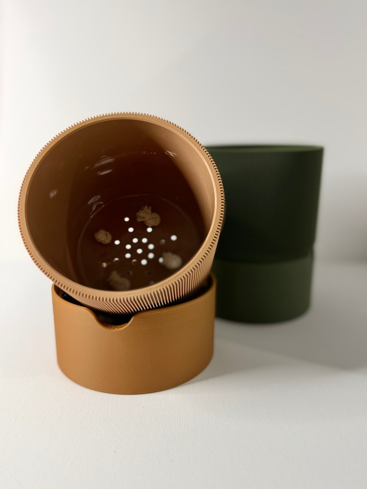 RILLIA - Self Planter